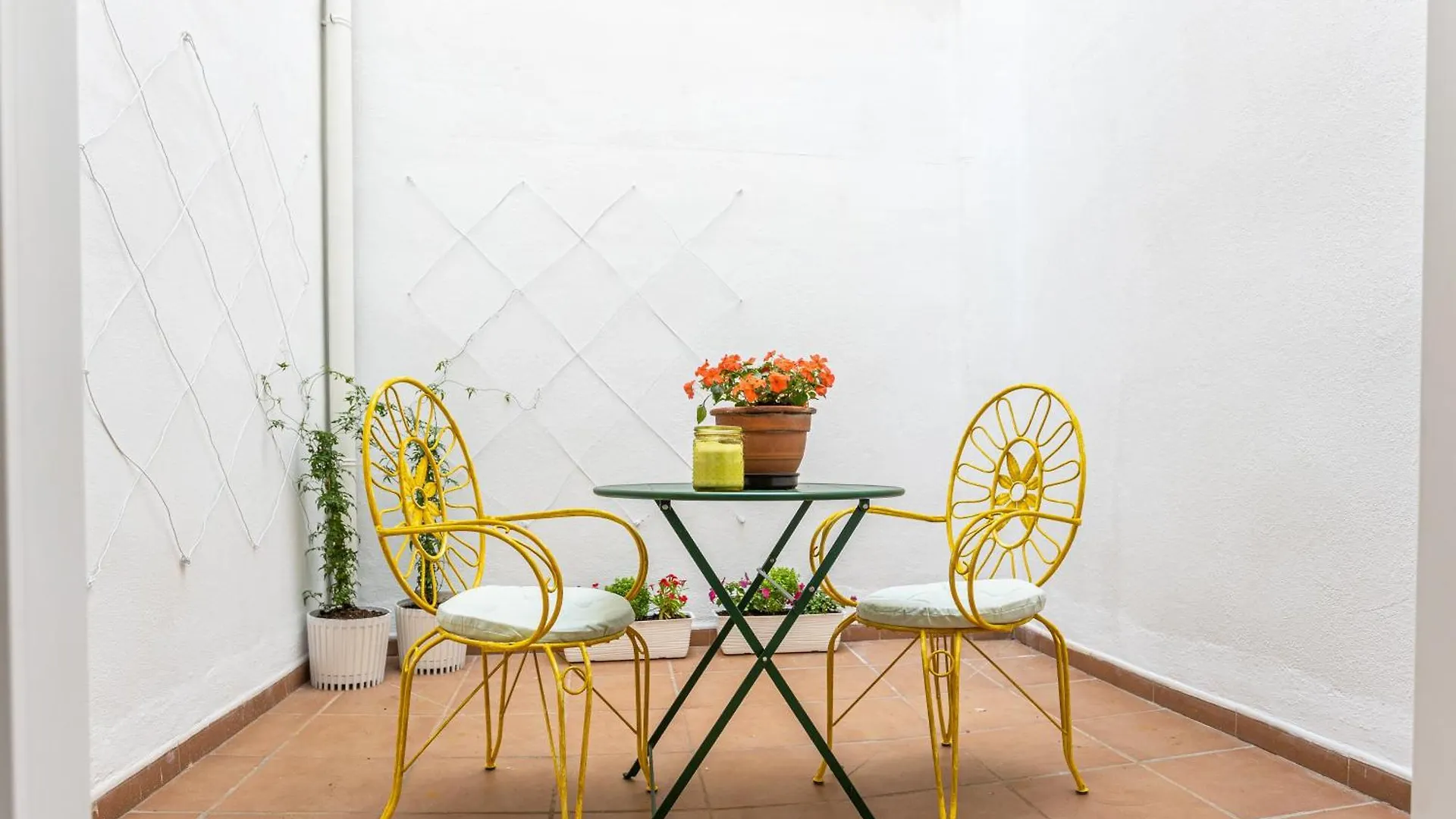Twins Nest Malaga Apartment Spain